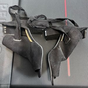 Just Fab Shoes Size 10